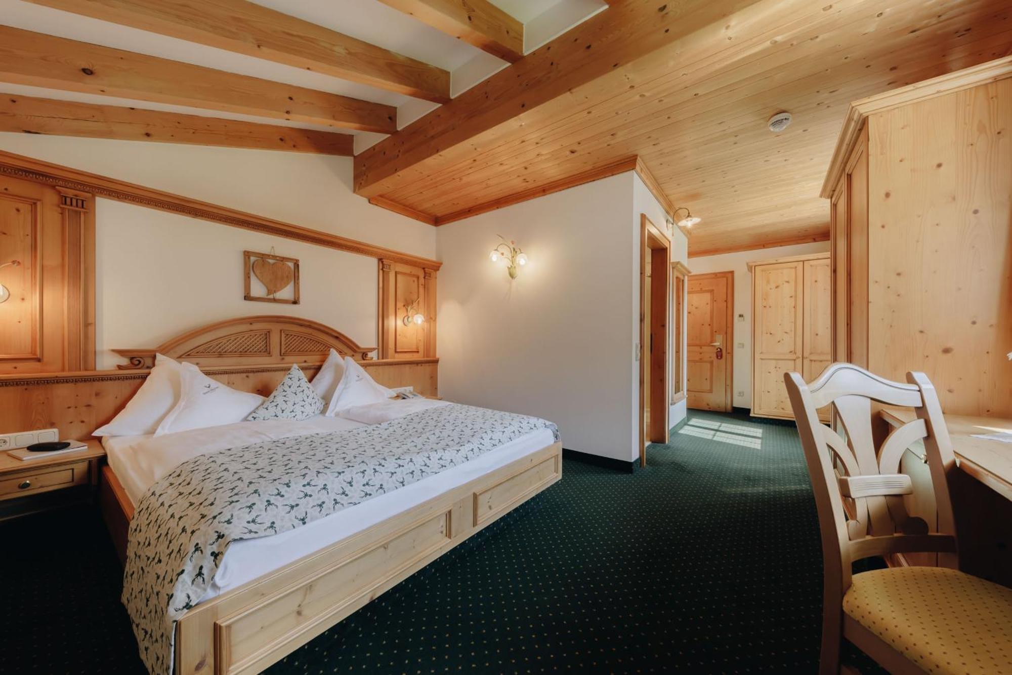 Hotel Hirschen Silbertal Eksteriør billede